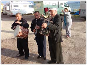 Muziekanten aan het Sevanmeer