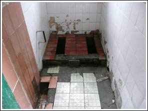 Openbaar wijktoilet in oud Beijing