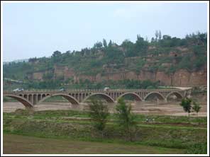 landschap tussen Xian en Pingliang 