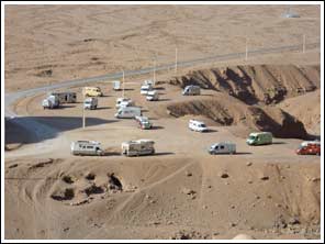 Landschap bij Chakchak op 1600m bij 34 graden