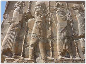 Persepolis: verfijnde reliëfs in steen