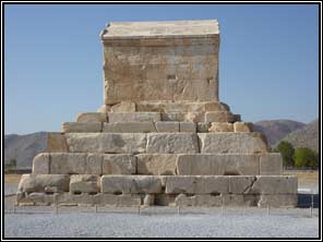 Pasargad: graf van CyrusII