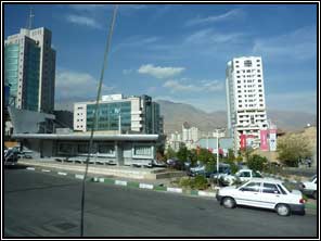 Noord Tehran is schoon en heeft fraaie appartementgebouwen