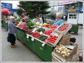 Groetenstallen op de markt