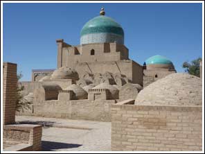 Chiva: mausoleum en begraafplaats