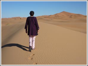 Ingrid aan de wandel in de zanduinen