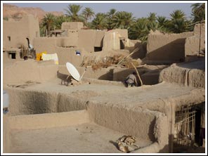 gezicht over kasbah Gheris